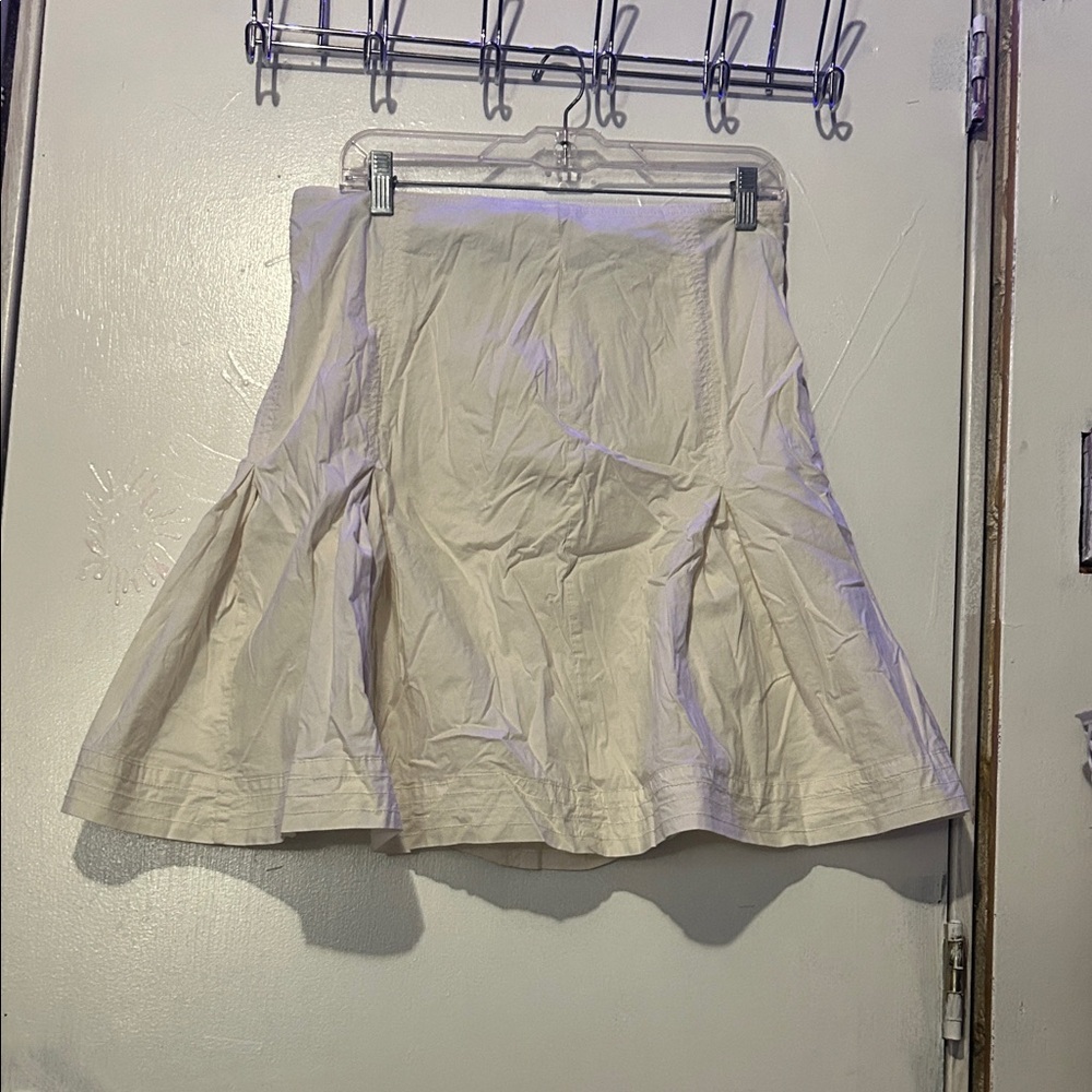 Elegant white Women's Skirt